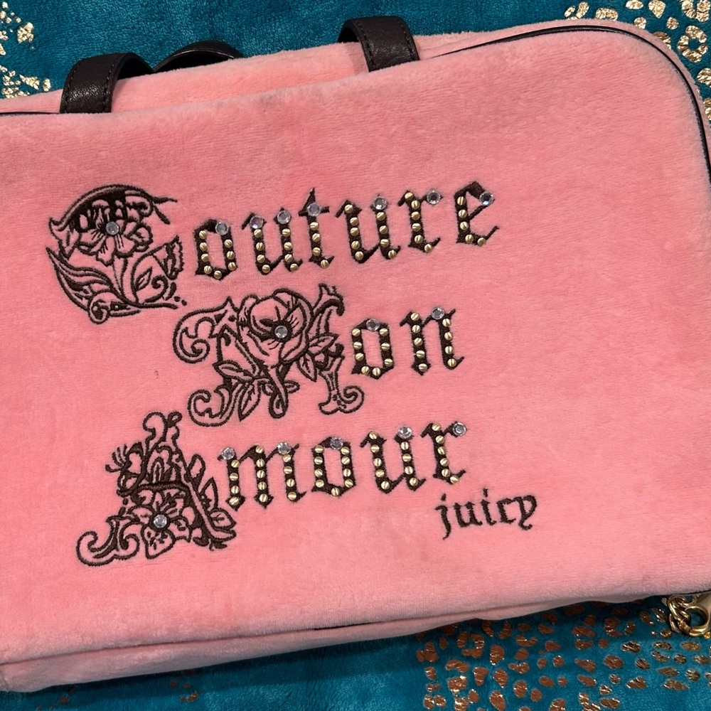 Final price offer - Juicy Couture Pink Make Up Bag